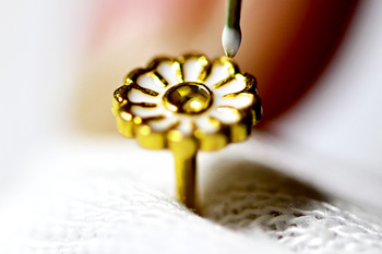 Silver jewelry coloring