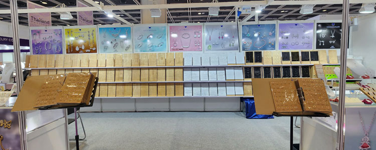 Jewellery & Gem World Hong Kong