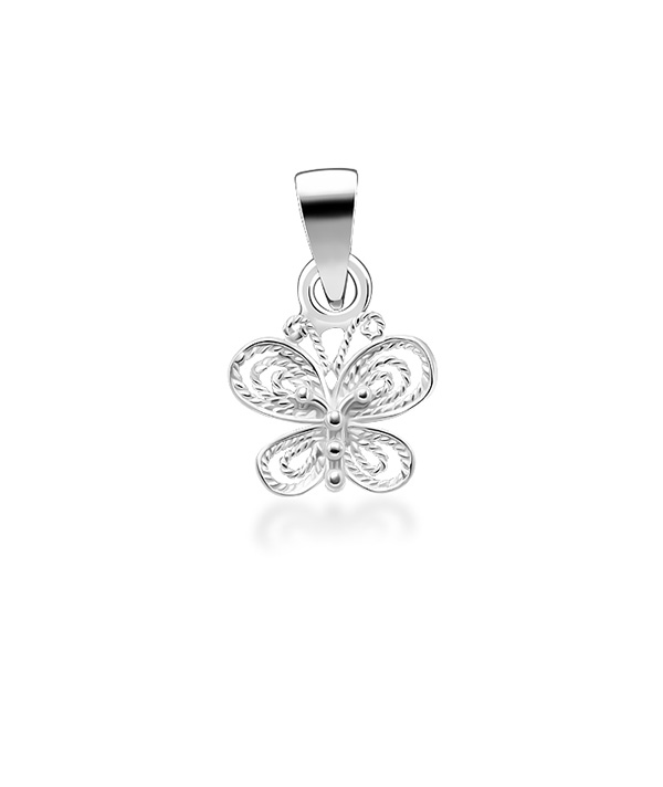 925 Sterling silver pendant.