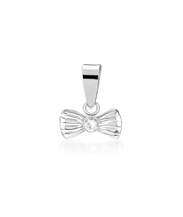 925 Sterling silver pendant with crystal.