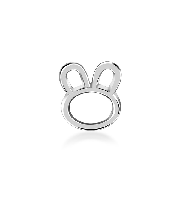 925 Sterling silver pendant.