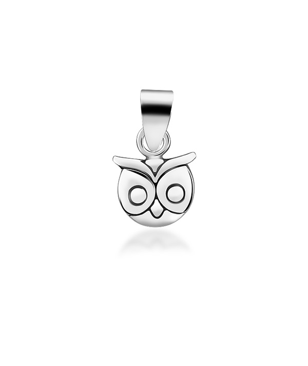 925 Sterling silver pendant.