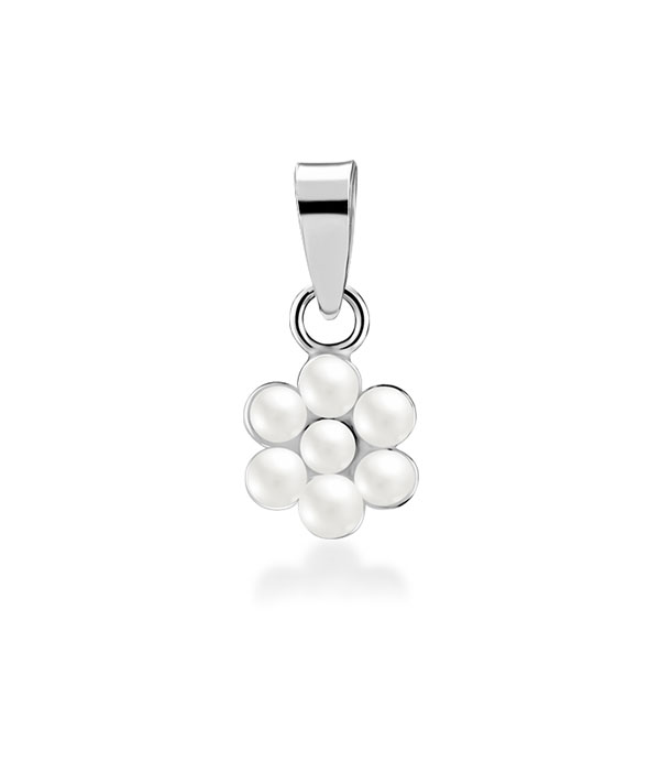 925 Sterling silver pendant with synthetic pearl.