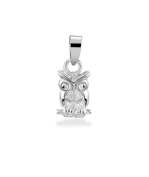 925 Sterling silver pendant.