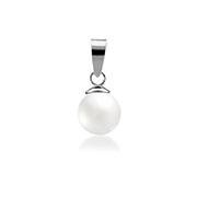 925 Sterling silver pendant with synthetic pearl.