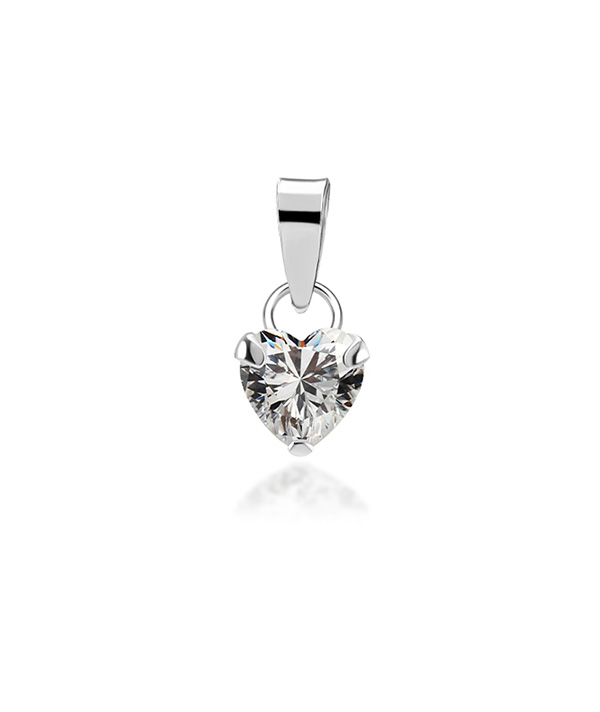 925 Sterling silver pendant with cubic zircon.