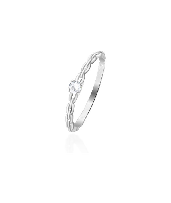 925 Sterling silver ring with cubic zircon.