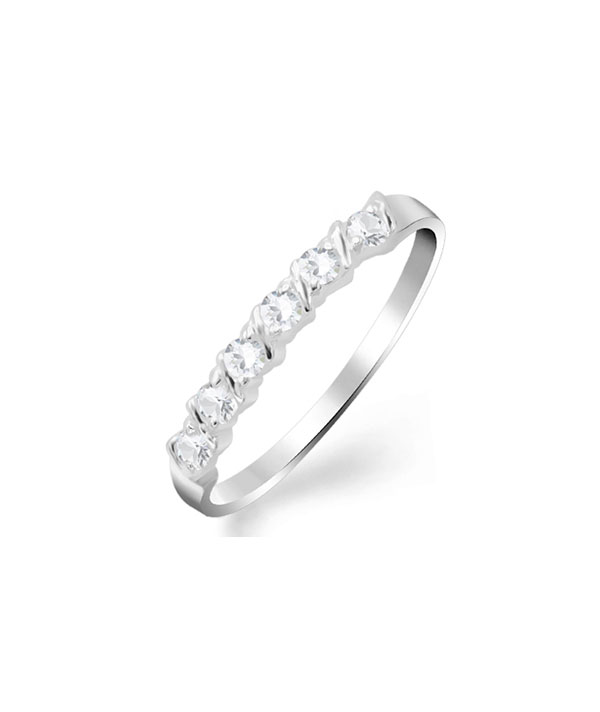 925 Sterling silver ring with cubic zircon.