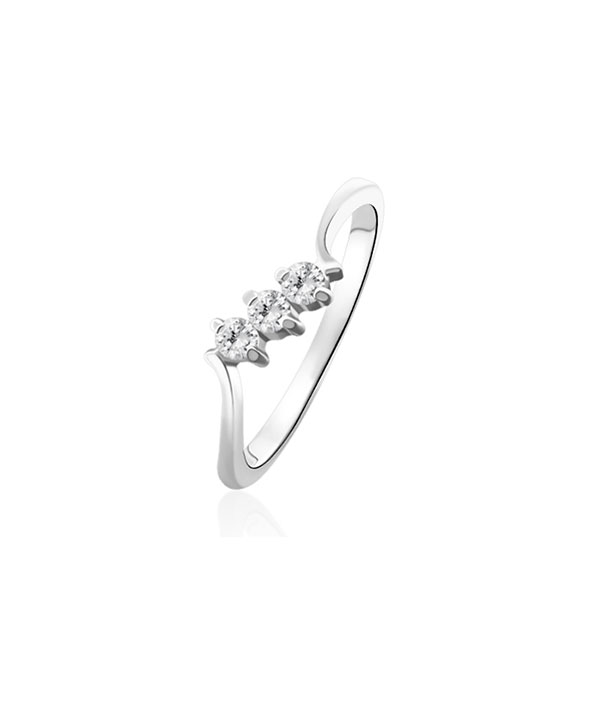 925 Sterling silver ring with cubic zircon.