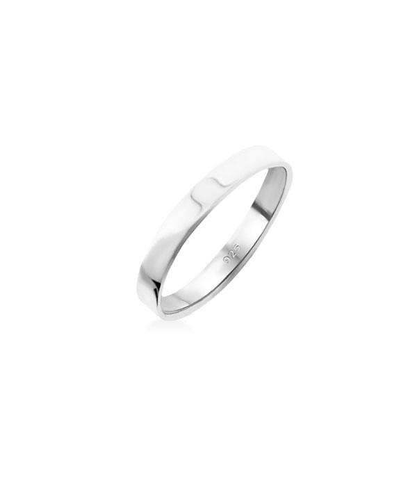 925 Sterling silver ring.