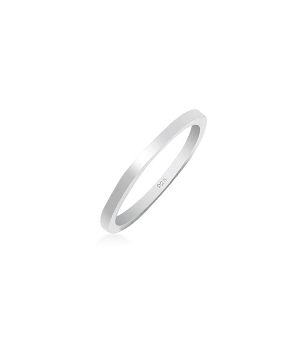 925 Sterling silver ring.