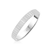 925 Sterling silver ring.
