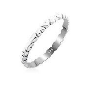 925 Sterling silver ring.