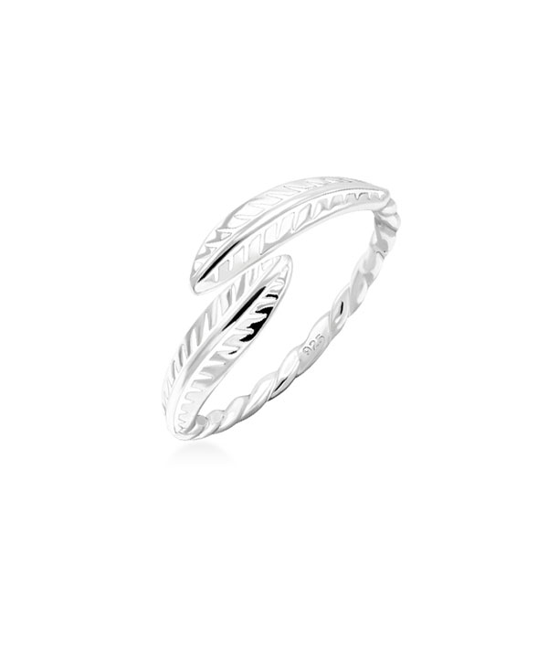 925 Sterling silver ring.