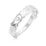 925 Sterling silver ring.
