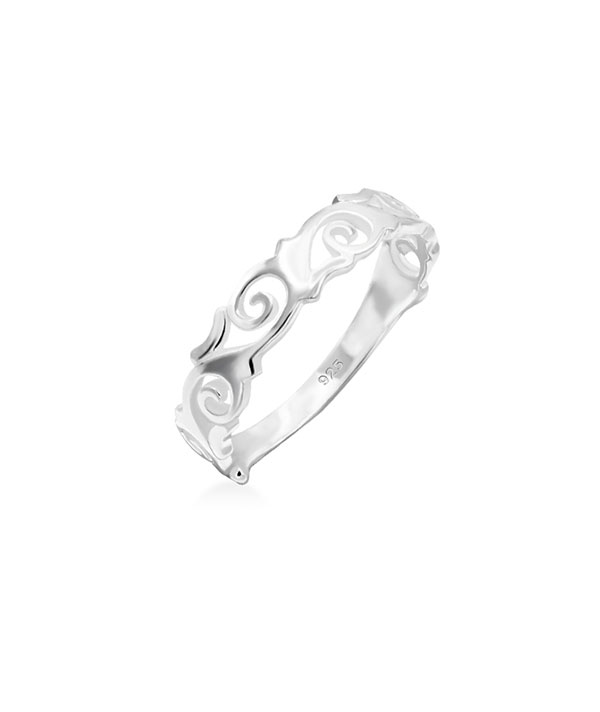 925 Sterling silver ring.