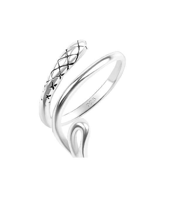 925 Sterling silver ring.