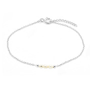 925 Sterling silver bracelet with fresh water pearl.