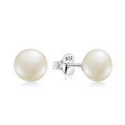 925 Sterling silver stud with fresh water pearl.