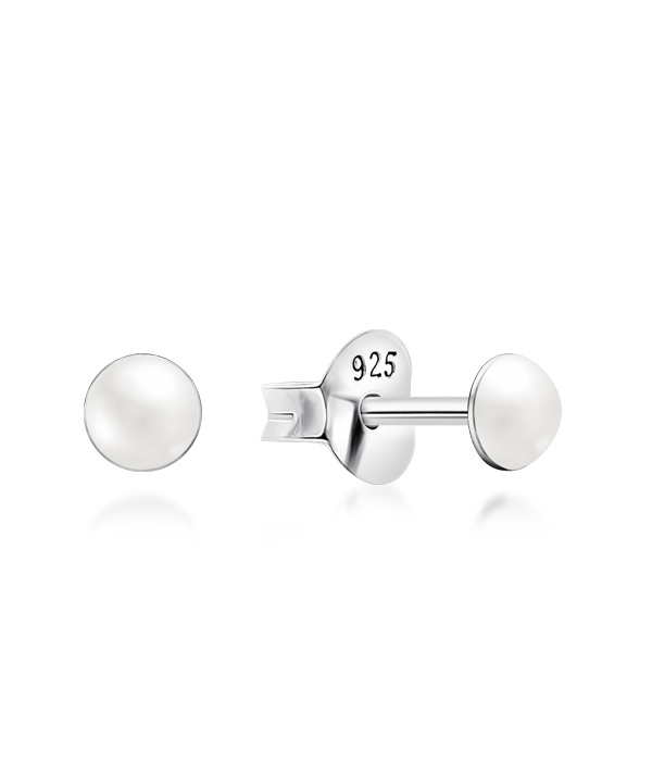 925 Sterling silver stud with synthetic pearl.