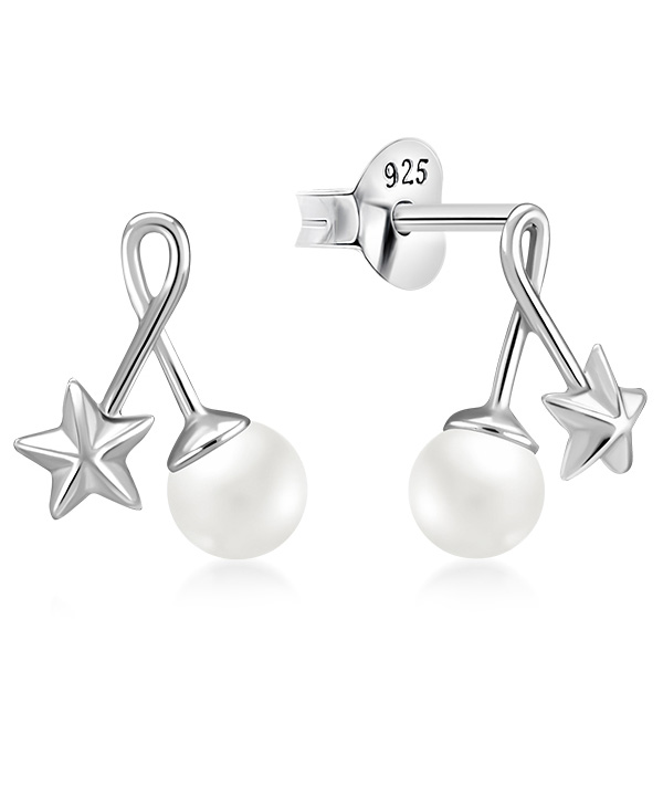925 Sterling silver stud with synthetic pearl.