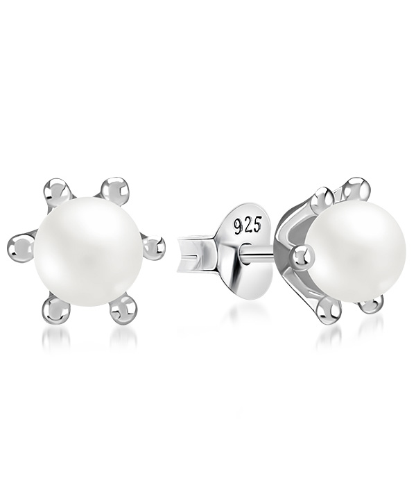 925 Sterling silver stud with synthetic pearl.