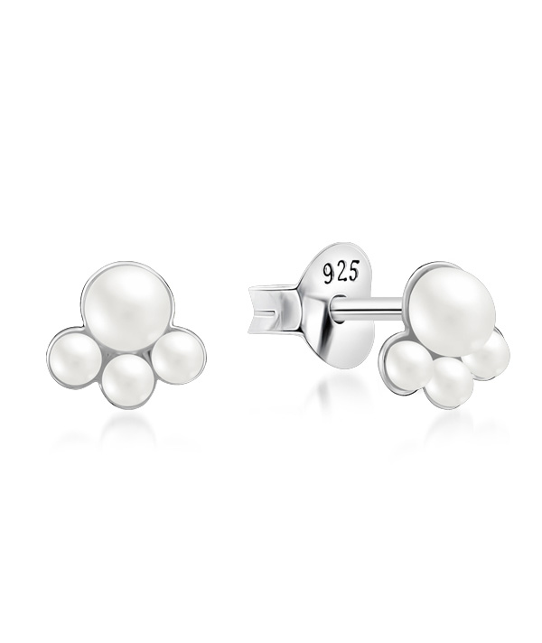 925 Sterling silver stud with synthetic pearl.