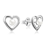 925 Sterling silver stud with synthetic pearl.