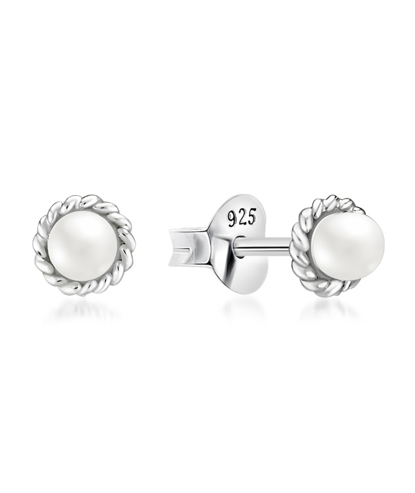 925 Sterling silver stud with synthetic pearl.
