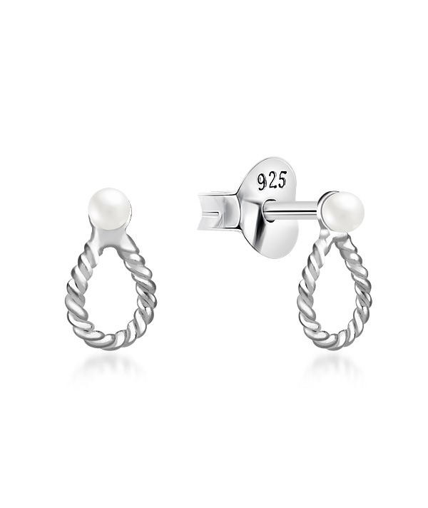 925 Sterling silver stud with synthetic pearl.