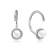 925 Sterling silver earring with synthetic pearl.