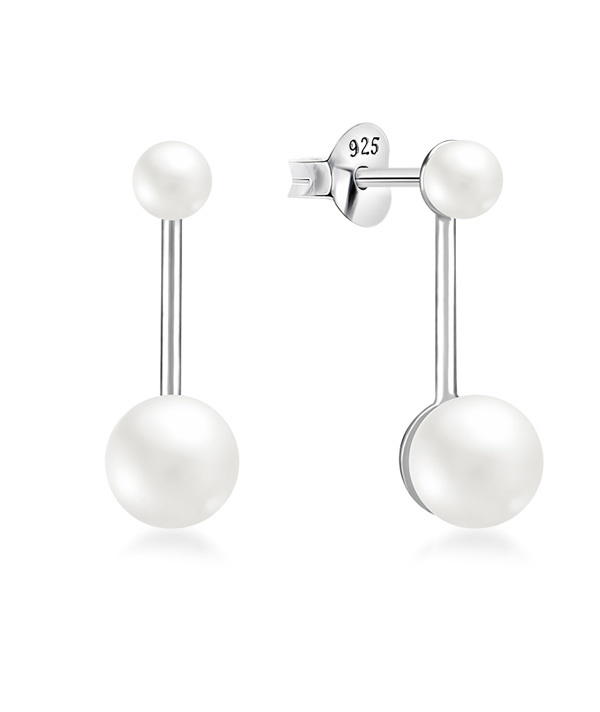 925 Sterling silver stud with synthetic pearl.