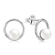 925 Sterling silver stud with synthetic pearl.