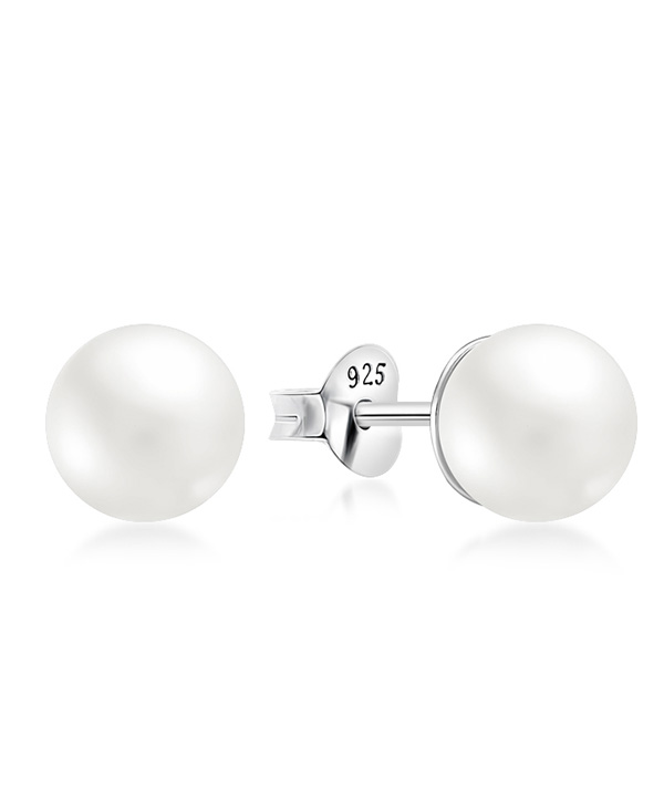 925 Sterling silver stud with synthetic pearl.