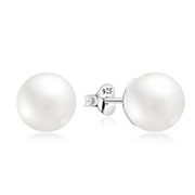 925 Sterling silver stud with synthetic pearl.
