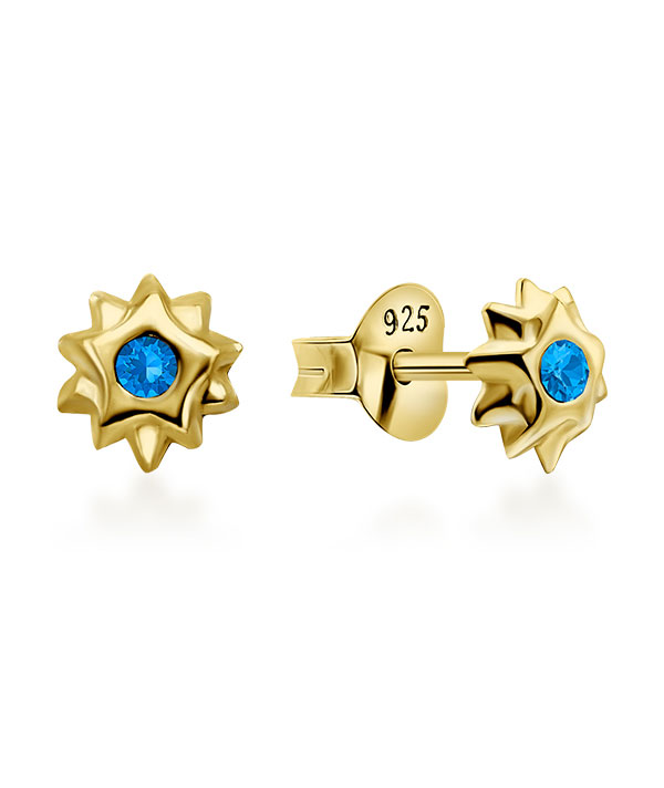Gold plated sterling silver stud with crystal.