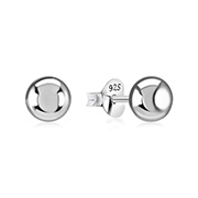 Plain 925 Sterling silver stud earring.