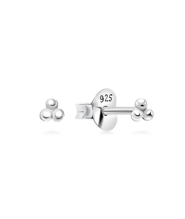 Plain 925 Sterling silver stud earring.