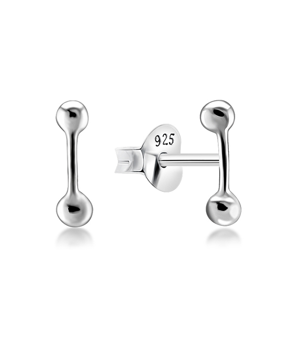 Plain 925 Sterling silver stud earring.