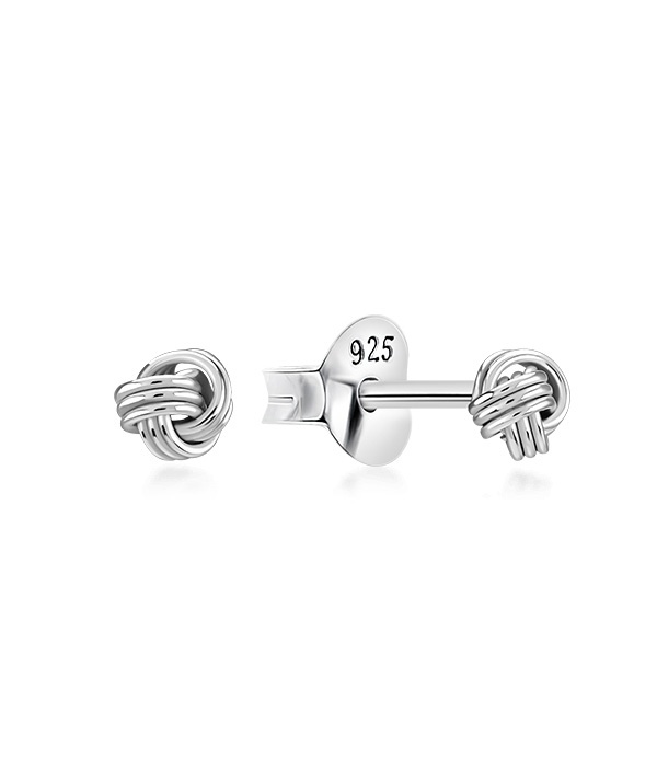 Plain 925 Sterling silver stud earring.