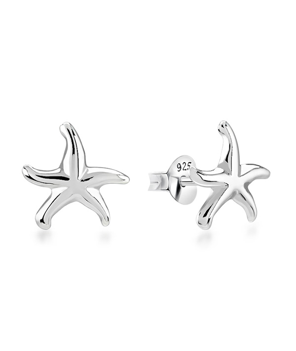 Plain 925 Sterling silver stud earring.
