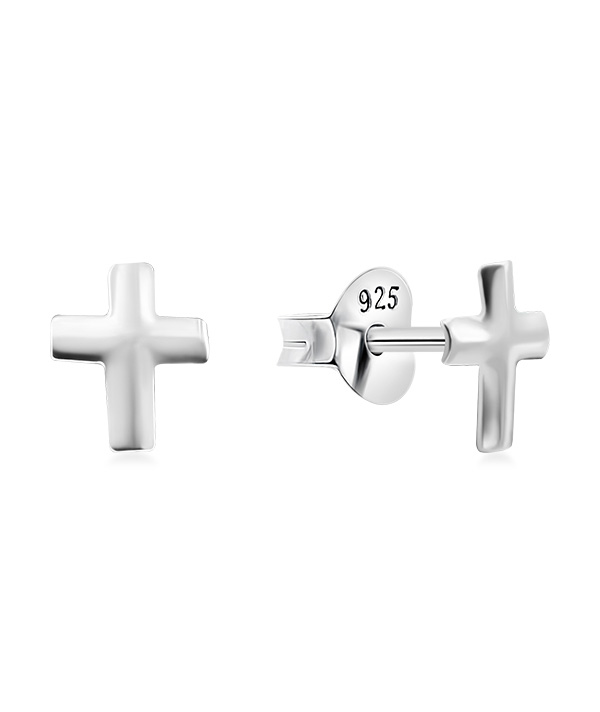 Plain 925 Sterling silver stud earring.