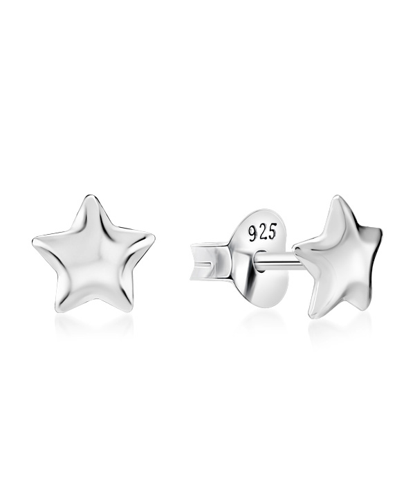 Plain 925 Sterling silver stud earring.