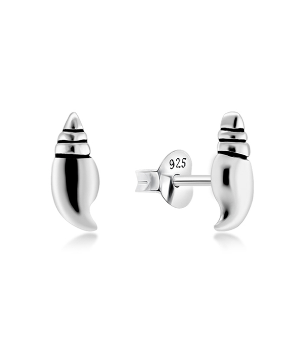 Plain 925 Sterling silver stud earring.