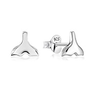 Plain 925 Sterling silver stud earring.