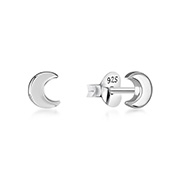 Plain 925 Sterling silver stud earring.
