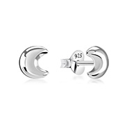 Plain 925 Sterling silver stud earring.