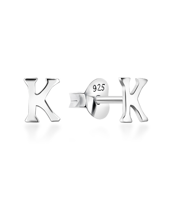 Plain 925 Sterling silver stud earring.