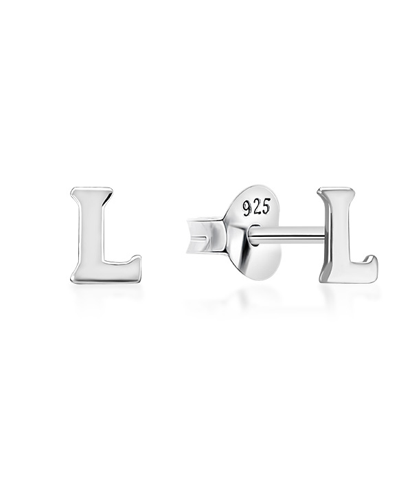 Plain 925 Sterling silver stud earring.