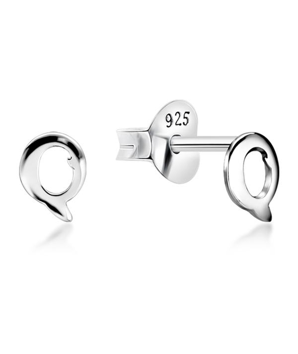 Plain 925 Sterling silver stud earring.